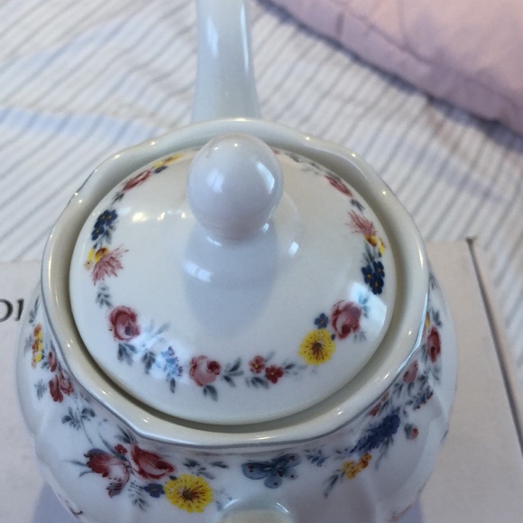 Tea pot - Picture 3 of 3
